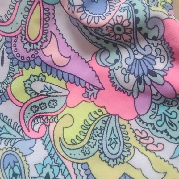 Victoria's Secret paisley pink & blue frilly ruffled bikini top Size Medium - Picture 3 of 4